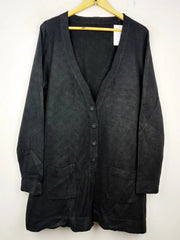 Buy online pre-used pre-loved 100% authentic & Original branded Unknown Brand (LS-7676) available in Pakistan. Top international brands avilable.
