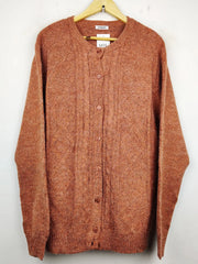 Buy online pre-used pre-loved 100% authentic & Original branded Damart (LS-7684) available in Pakistan. Top international brands avilable.
