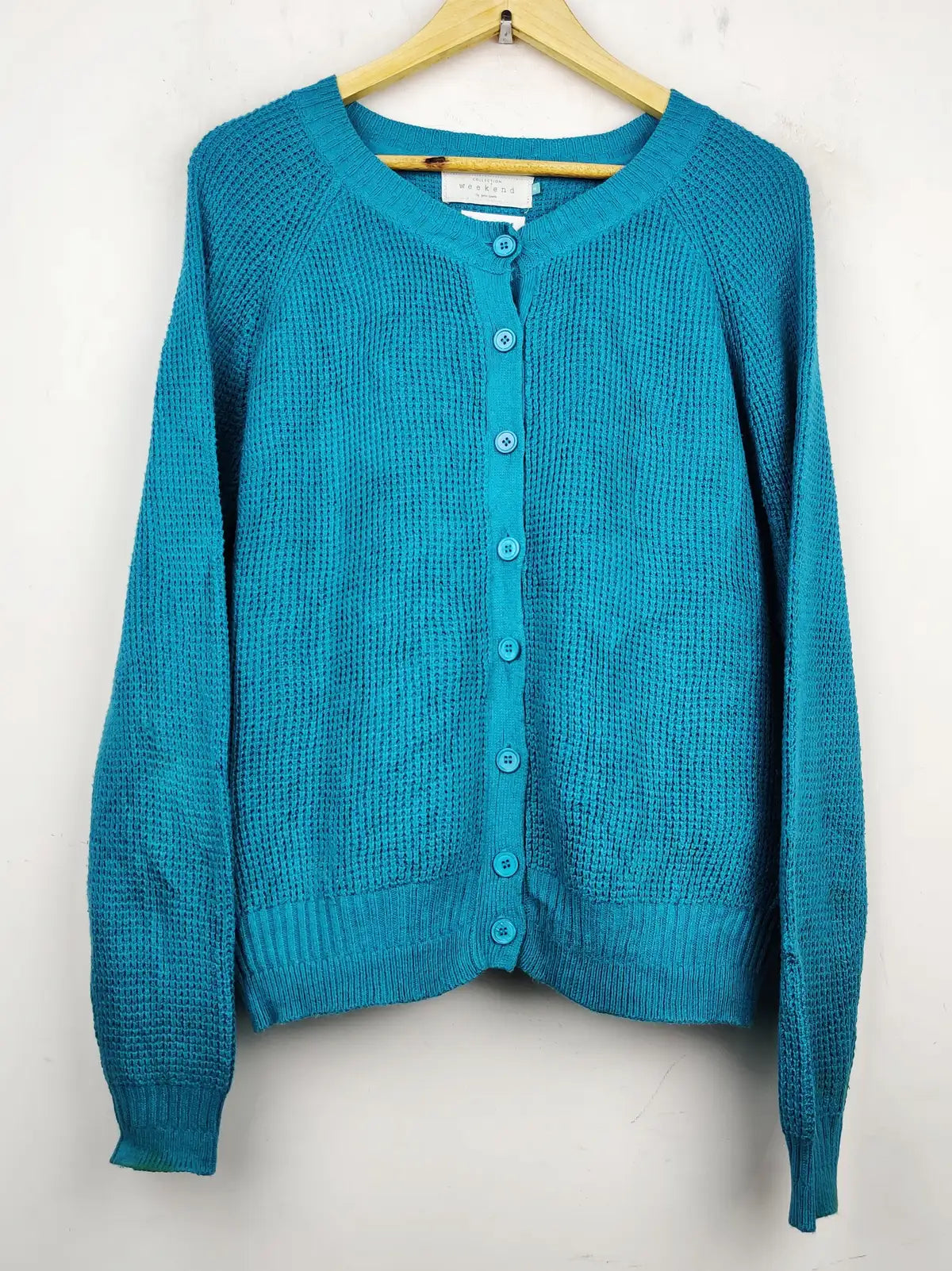 Buy online pre-used pre-loved 100% authentic & Original branded John Lewis (LS-7688) available in Pakistan. Top international brands avilable.