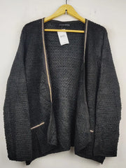 Buy online pre-used pre-loved 100% authentic & Original branded Atmosphere (LS-7691) available in Pakistan. Top international brands avilable.