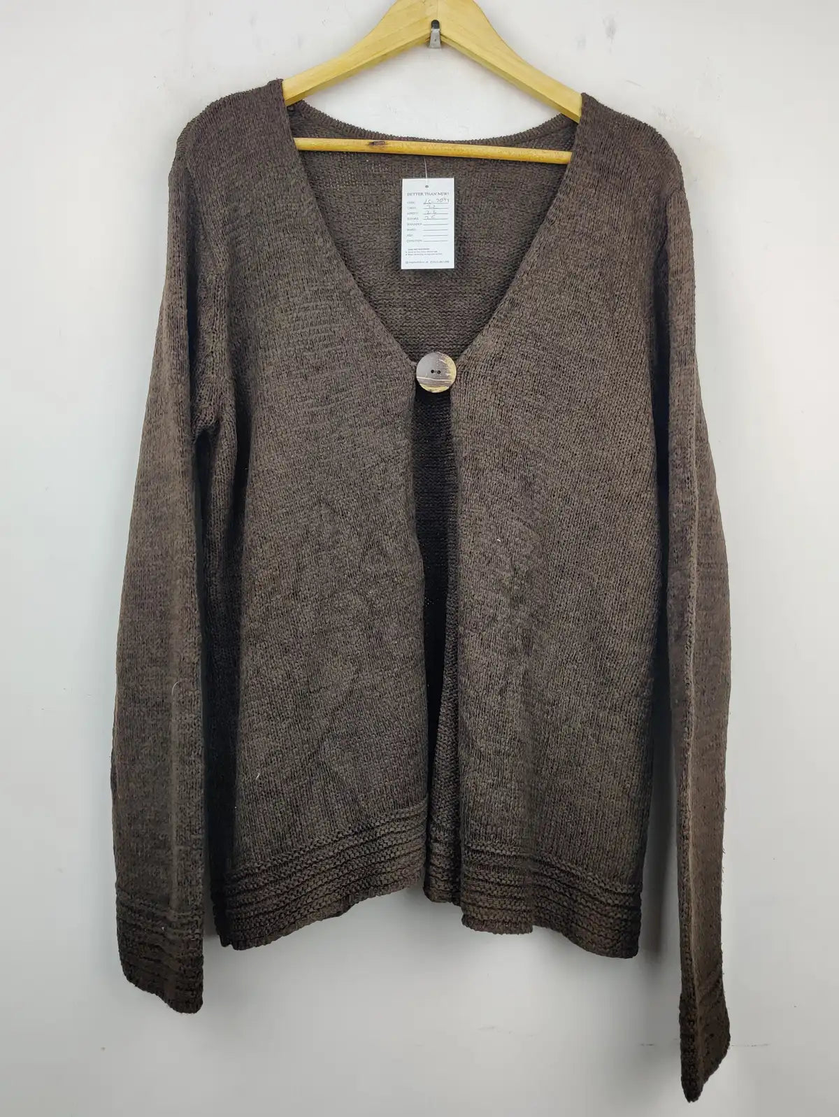 Buy online pre-used pre-loved 100% authentic & Original branded Evie (LS-7694) available in Pakistan. Top international brands avilable.