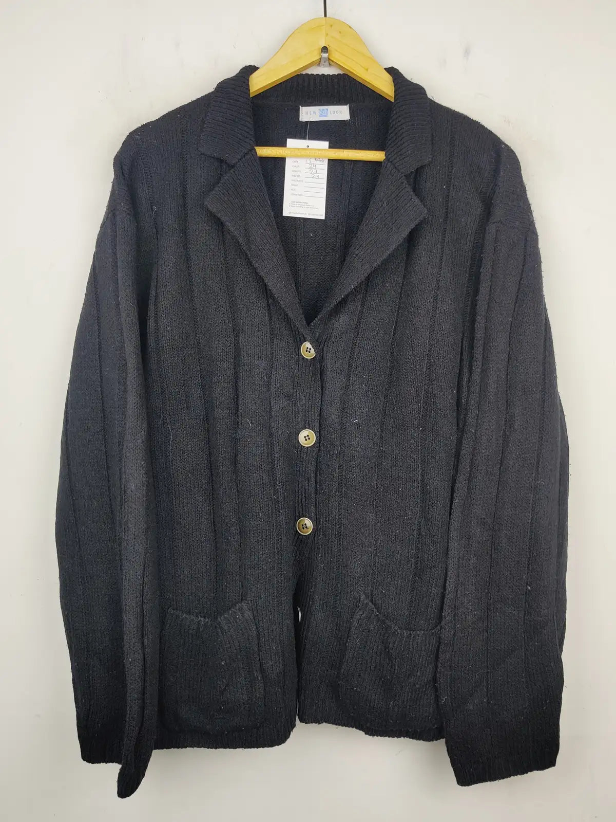 Buy online pre-used pre-loved 100% authentic & Original branded New Look (LS-7699) available in Pakistan. Top international brands avilable.