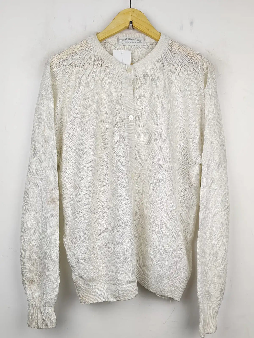 Buy online pre-used pre-loved 100% authentic & Original branded St Michael (LS-7707) available in Pakistan. Top international brands avilable.