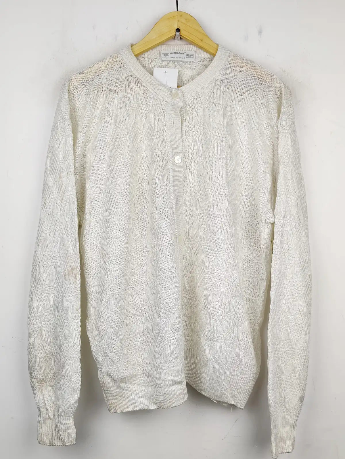 Buy online pre-used pre-loved 100% authentic & Original branded St Michael (LS-7707) available in Pakistan. Top international brands avilable.