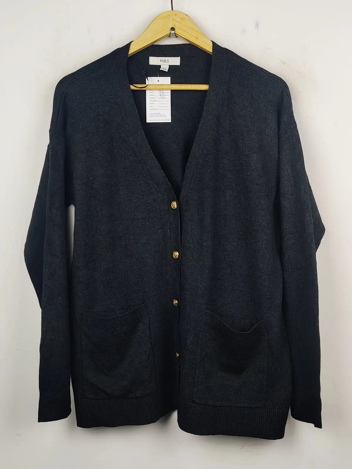 Buy online pre-used pre-loved 100% authentic & Original branded Marks & Spencer (LS-7717) available in Pakistan. Top international brands avilable.
