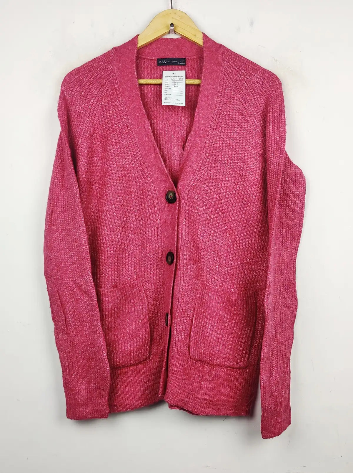 Buy online pre-used pre-loved 100% authentic & Original branded Marks & Spencer (LS-7727) available in Pakistan. Top international brands avilable.