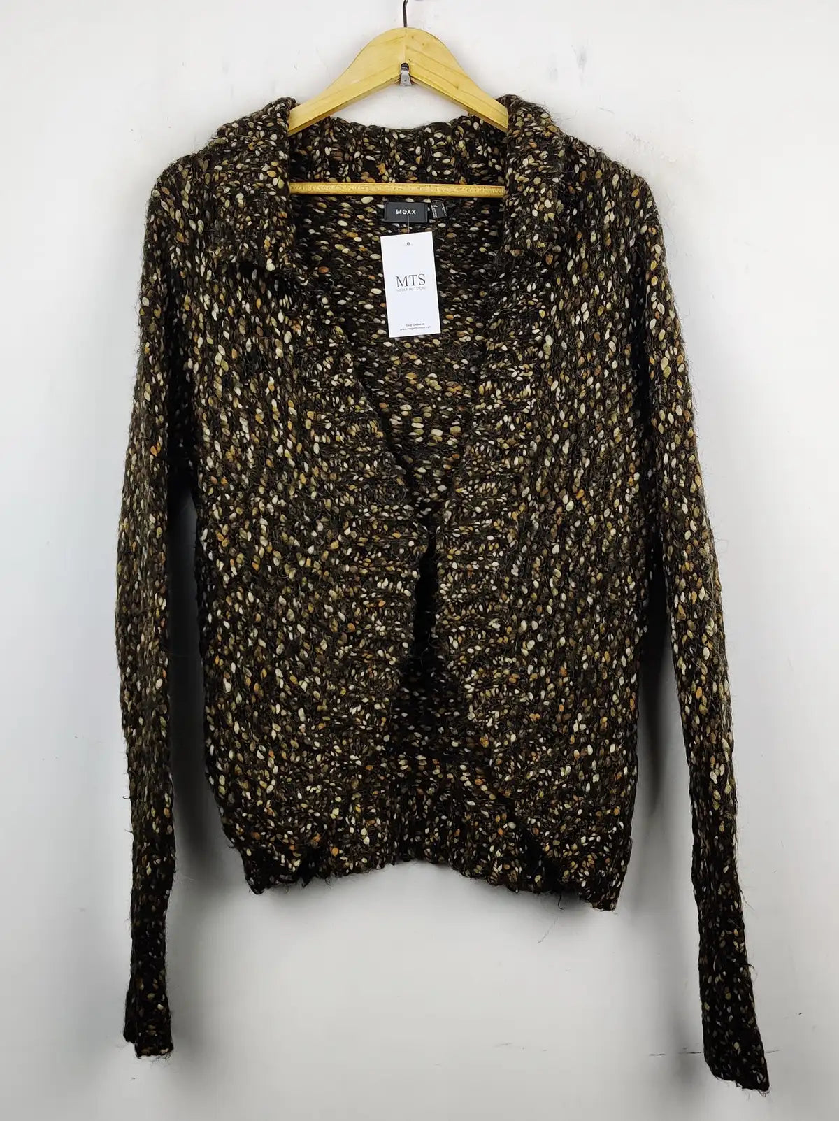 Buy online pre-used pre-loved 100% authentic & Original branded Mexx (LS-7736) available in Pakistan. Top international brands avilable.