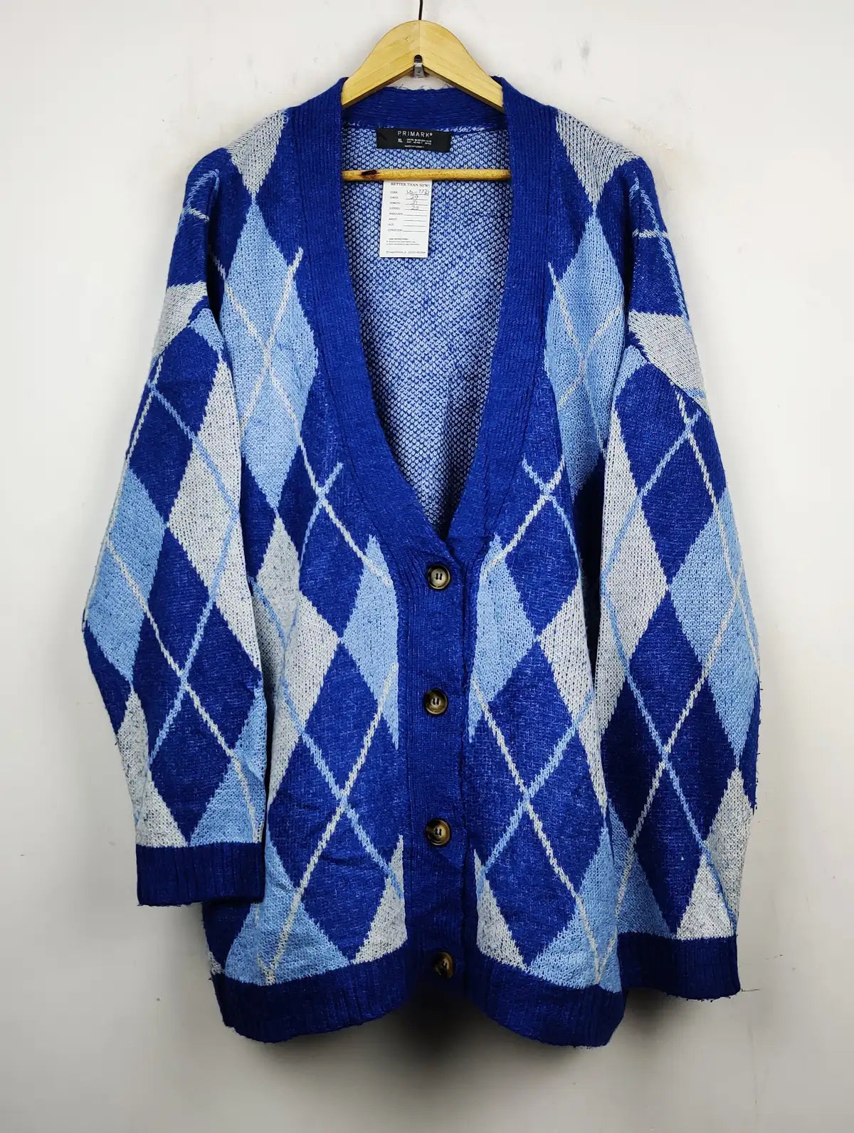 Buy online pre-used pre-loved 100% authentic & Original branded Primark (LS-7739) available in Pakistan. Top international brands avilable.