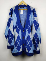Buy online pre-used pre-loved 100% authentic & Original branded Primark (LS-7739) available in Pakistan. Top international brands avilable.