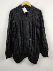 Buy online pre-used pre-loved 100% authentic & Original branded Unknown Brand (LS-7740) available in Pakistan. Top international brands avilable.