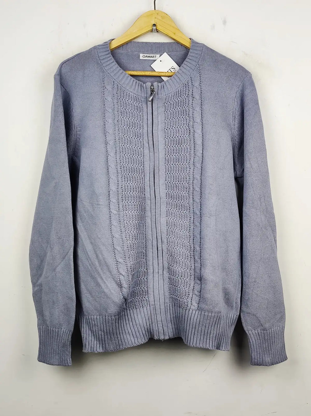 Buy online pre-used pre-loved 100% authentic & Original branded Damart (LS-7761) available in Pakistan. Top international brands avilable.
