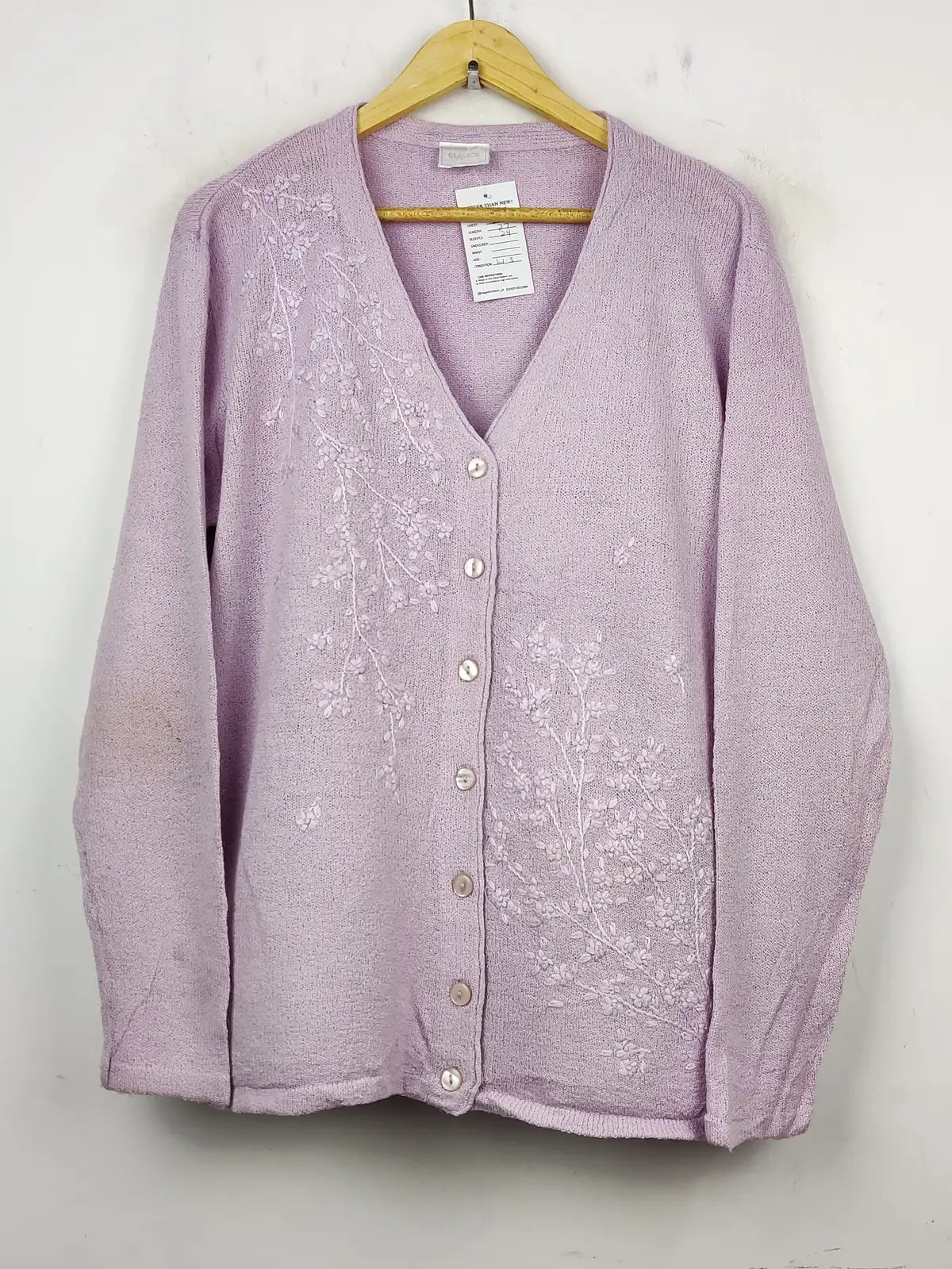 Buy online pre-used pre-loved 100% authentic & Original branded Unknown Brand (LS-7779) available in Pakistan. Top international brands avilable.