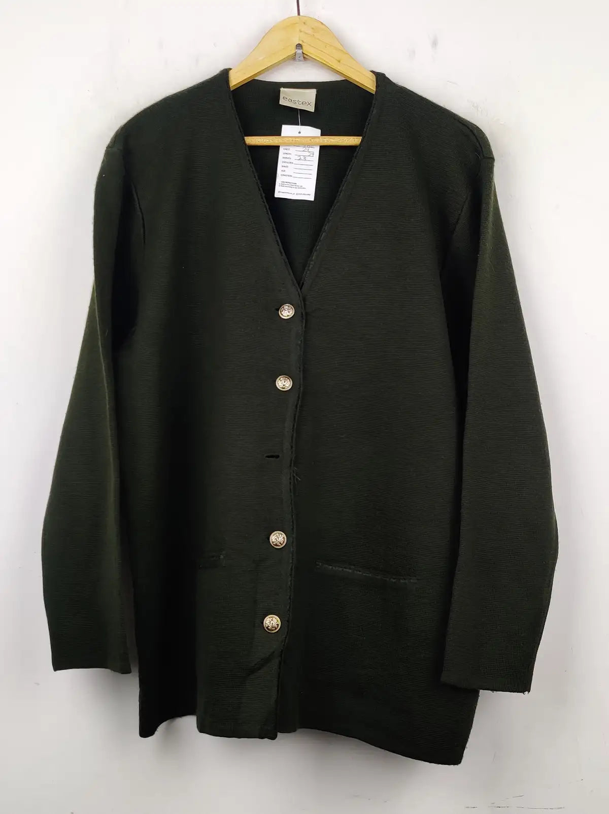Buy online pre-used pre-loved 100% authentic & Original branded Eastex (LS-7798) available in Pakistan. Top international brands avilable.