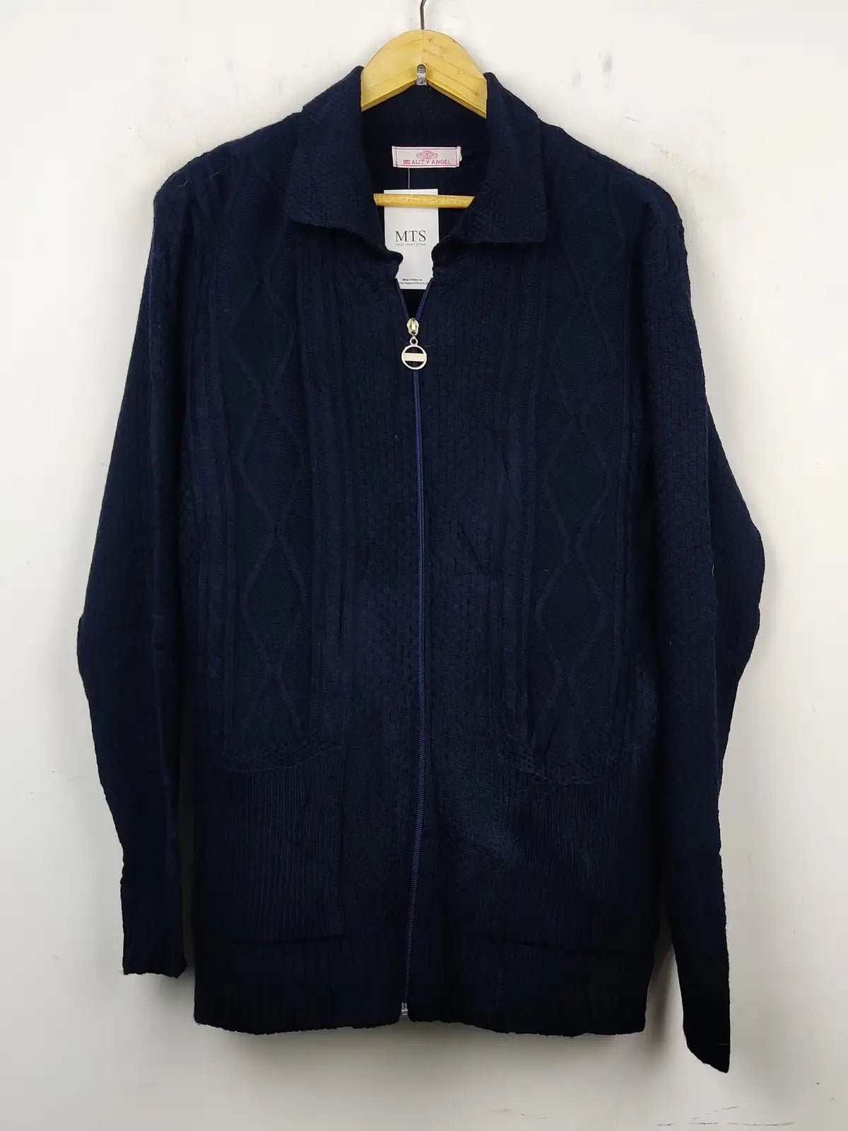 Buy online pre-used pre-loved 100% authentic & Original branded Beauty Angle (LS-7809) available in Pakistan. Top international brands avilable.