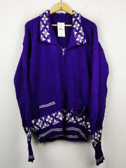 Buy online pre-used pre-loved 100% authentic & Original branded Unknown Brand (LS-7811) available in Pakistan. Top international brands avilable.