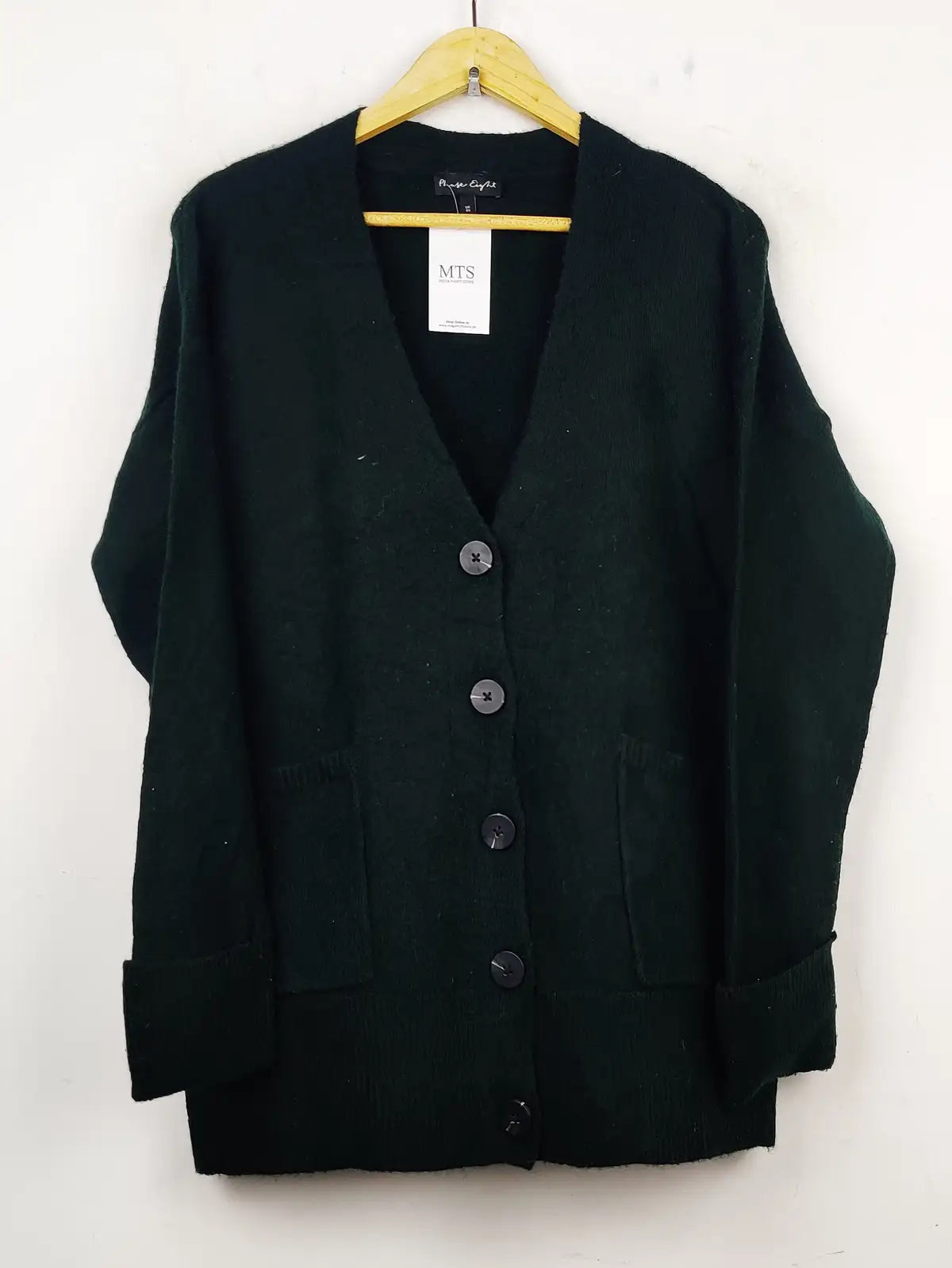 Buy online pre-used pre-loved 100% authentic & Original branded Phase Eight (LS-7836) available in Pakistan. Top international brands avilable.