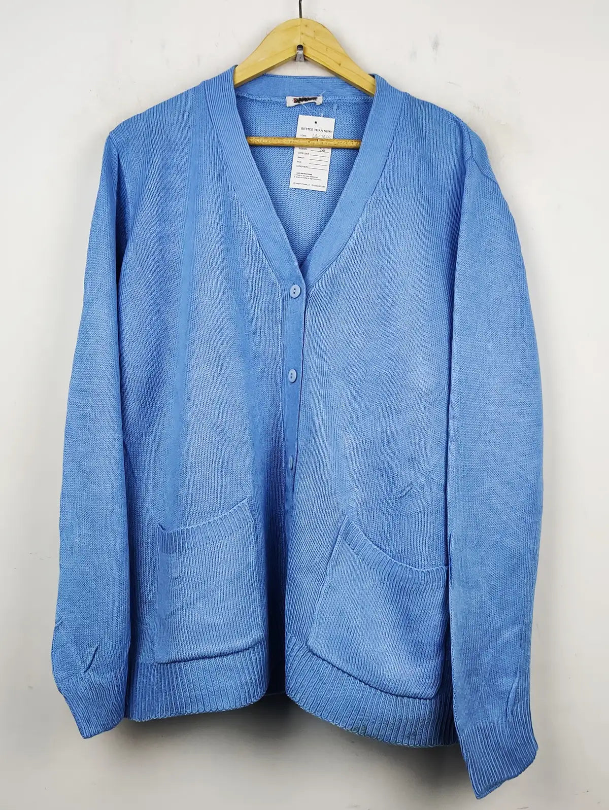 Buy online pre-used pre-loved 100% authentic & Original branded Damart (LS-7843) available in Pakistan. Top international brands avilable.