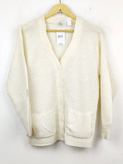Buy online pre-used pre-loved 100% authentic & Original branded Damart (LS-7858) available in Pakistan. Top international brands avilable.