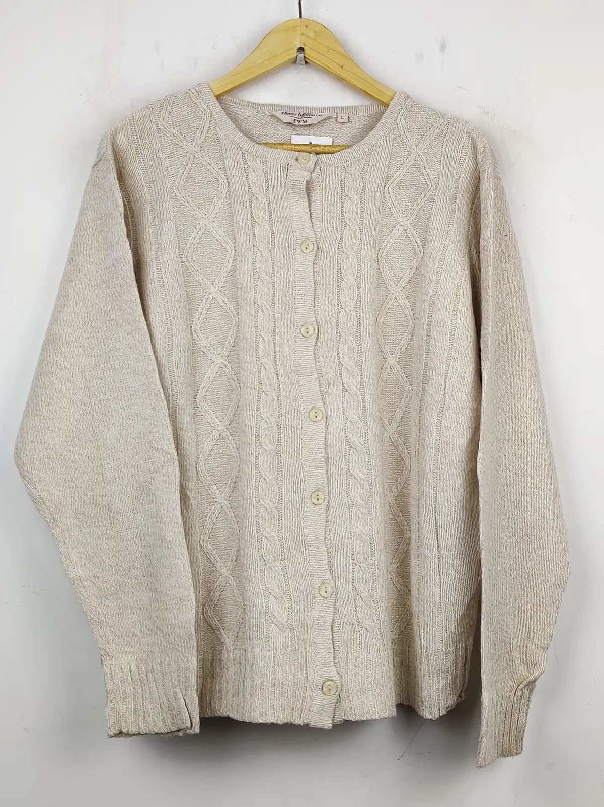 Buy online pre-used pre-loved 100% authentic & Original branded Honour Millburn (LS-7892) available in Pakistan. Top international brands avilable.