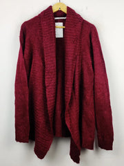 Buy online pre-used pre-loved 100% authentic & Original branded Isle (LS-7909) available in Pakistan. Top international brands avilable.