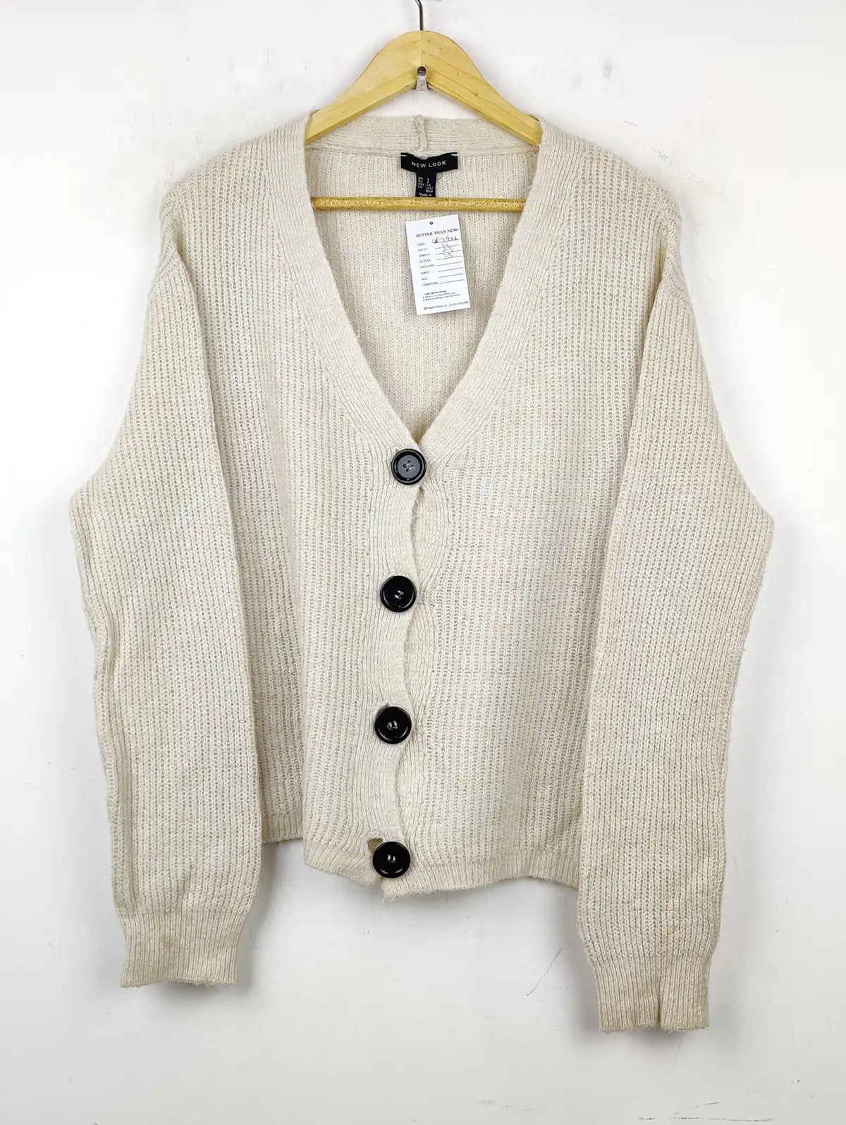 Buy online pre-used pre-loved 100% authentic & Original branded New Look (LS-7936) available in Pakistan. Top international brands avilable.