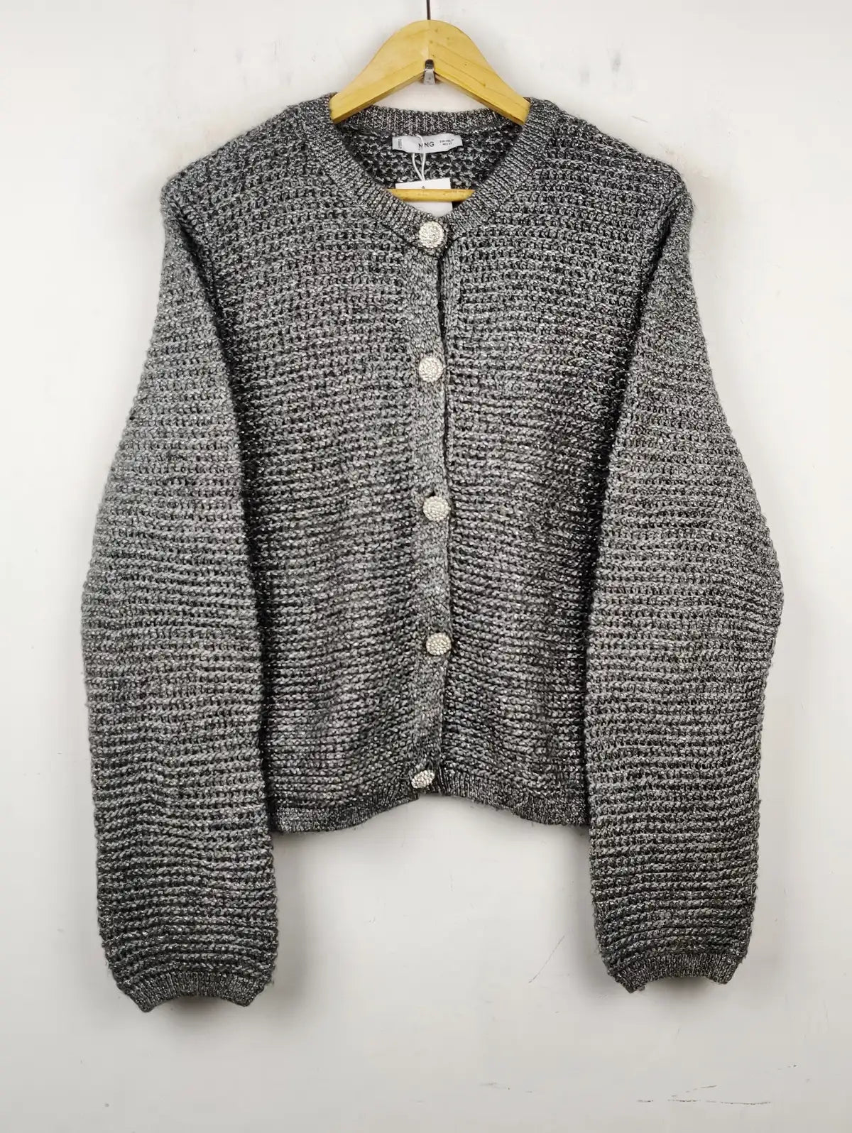Buy online pre-used pre-loved 100% authentic & Original branded Mango (LS-7943) available in Pakistan. Top international brands avilable.