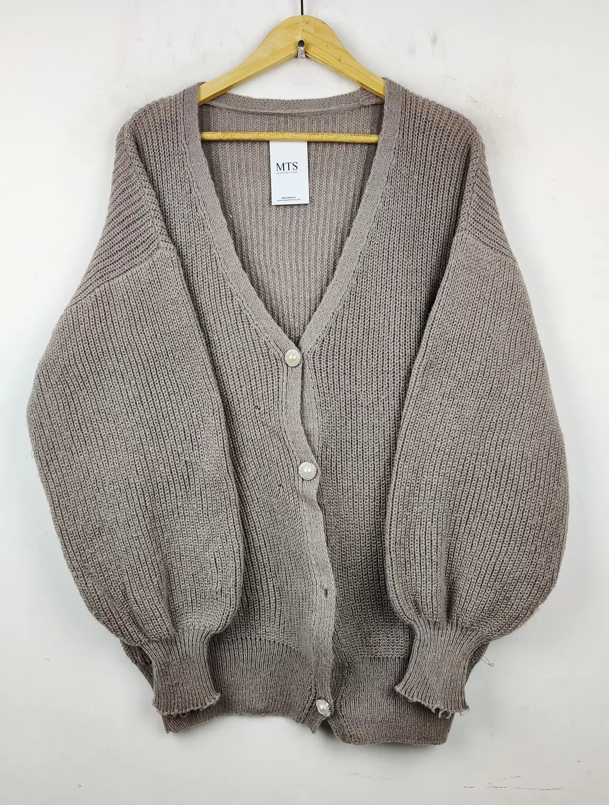 Buy online pre-used pre-loved 100% authentic & Original branded Shein (LS-7964) available in Pakistan. Top international brands avilable.