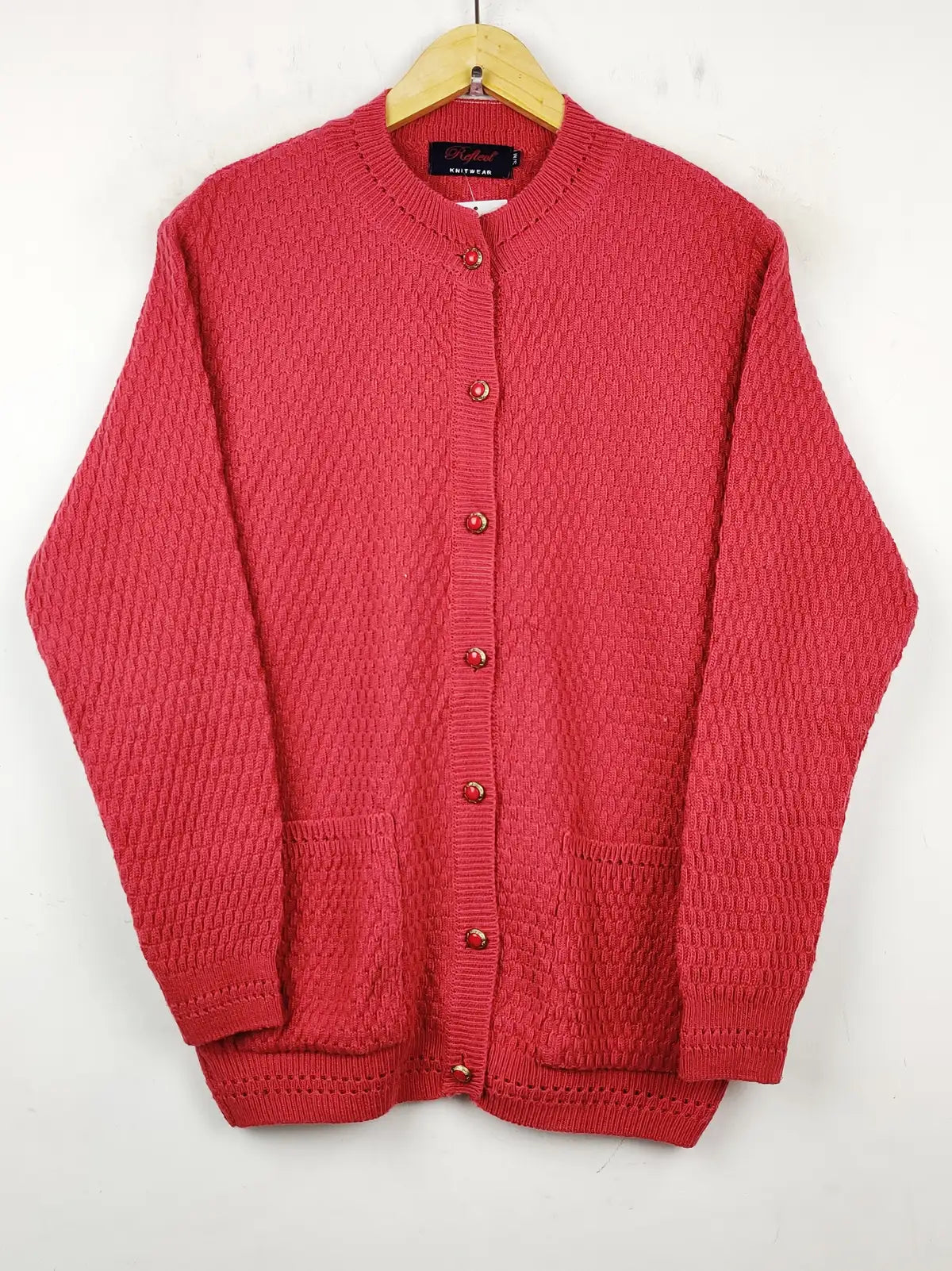 Buy online pre-used pre-loved 100% authentic & Original branded Reflect Knitwear (LS-7967) available in Pakistan. Top international brands avilable.