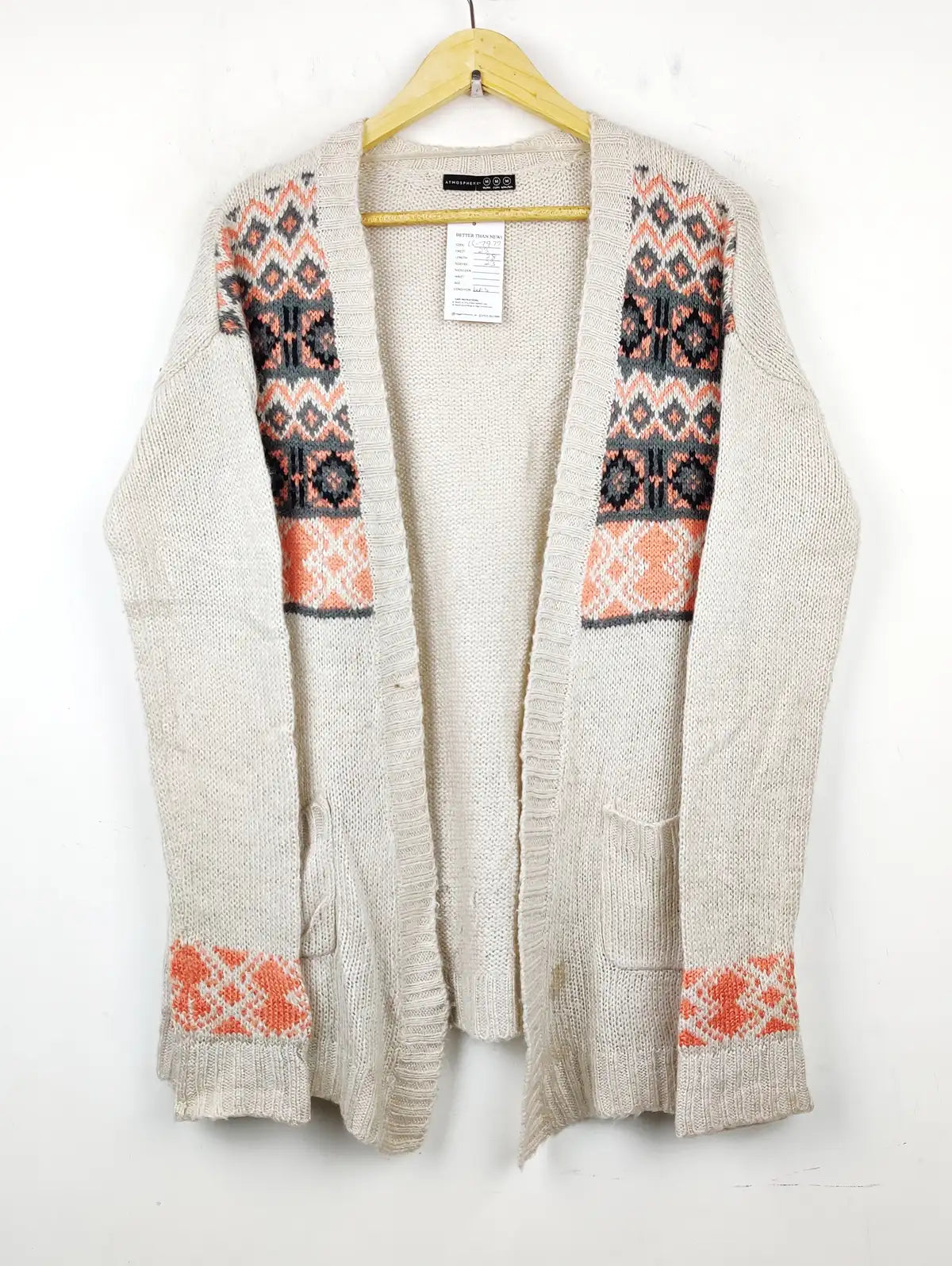 Buy online pre-used pre-loved 100% authentic & Original branded Atmosphere (LS-7977) available in Pakistan. Top international brands avilable.