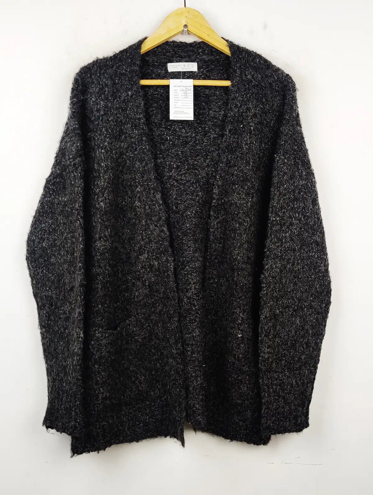 Buy online pre-used pre-loved 100% authentic & Original branded Primark (LS-8015) available in Pakistan. Top international brands avilable.