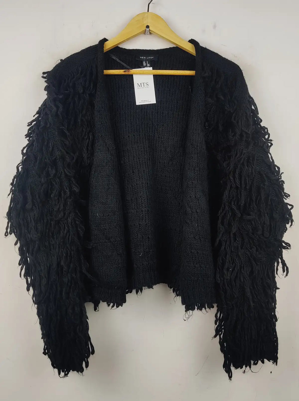 Buy online pre-used pre-loved 100% authentic & Original branded New Look (LS-8044) available in Pakistan. Top international brands avilable.