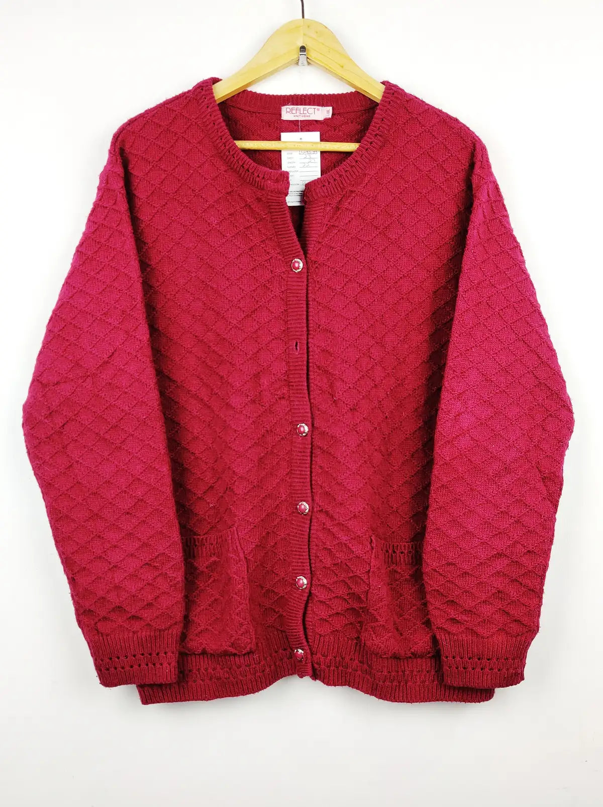 Buy online pre-used pre-loved 100% authentic & Original branded Reflect (LS-8509) available in Pakistan. Top international brands avilable.