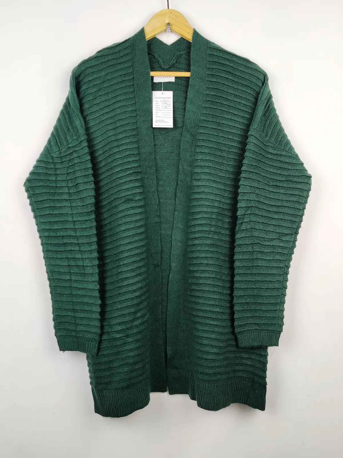 Buy online pre-used pre-loved 100% authentic & Original branded Papaya (LS-8541) available in Pakistan. Top international brands avilable.