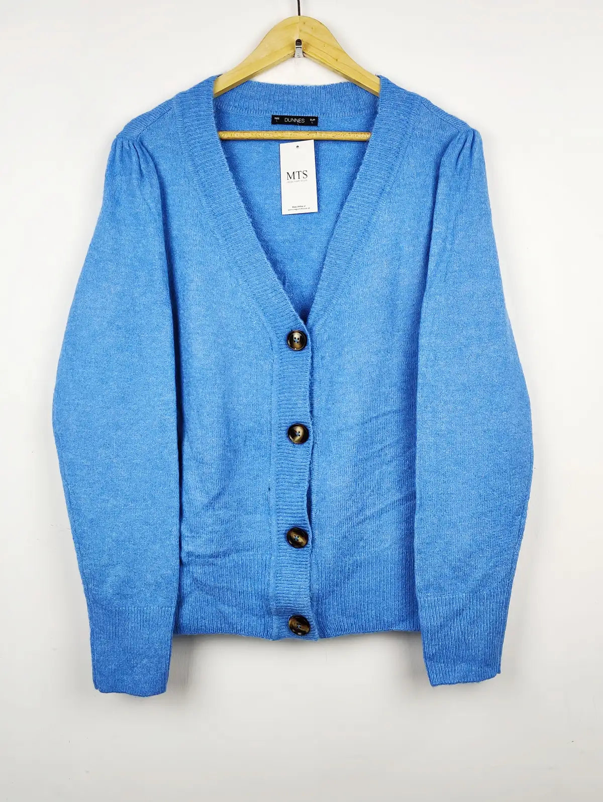 Buy online pre-used pre-loved 100% authentic & Original branded Dunnes Stores (LS-8543) available in Pakistan. Top international brands avilable.