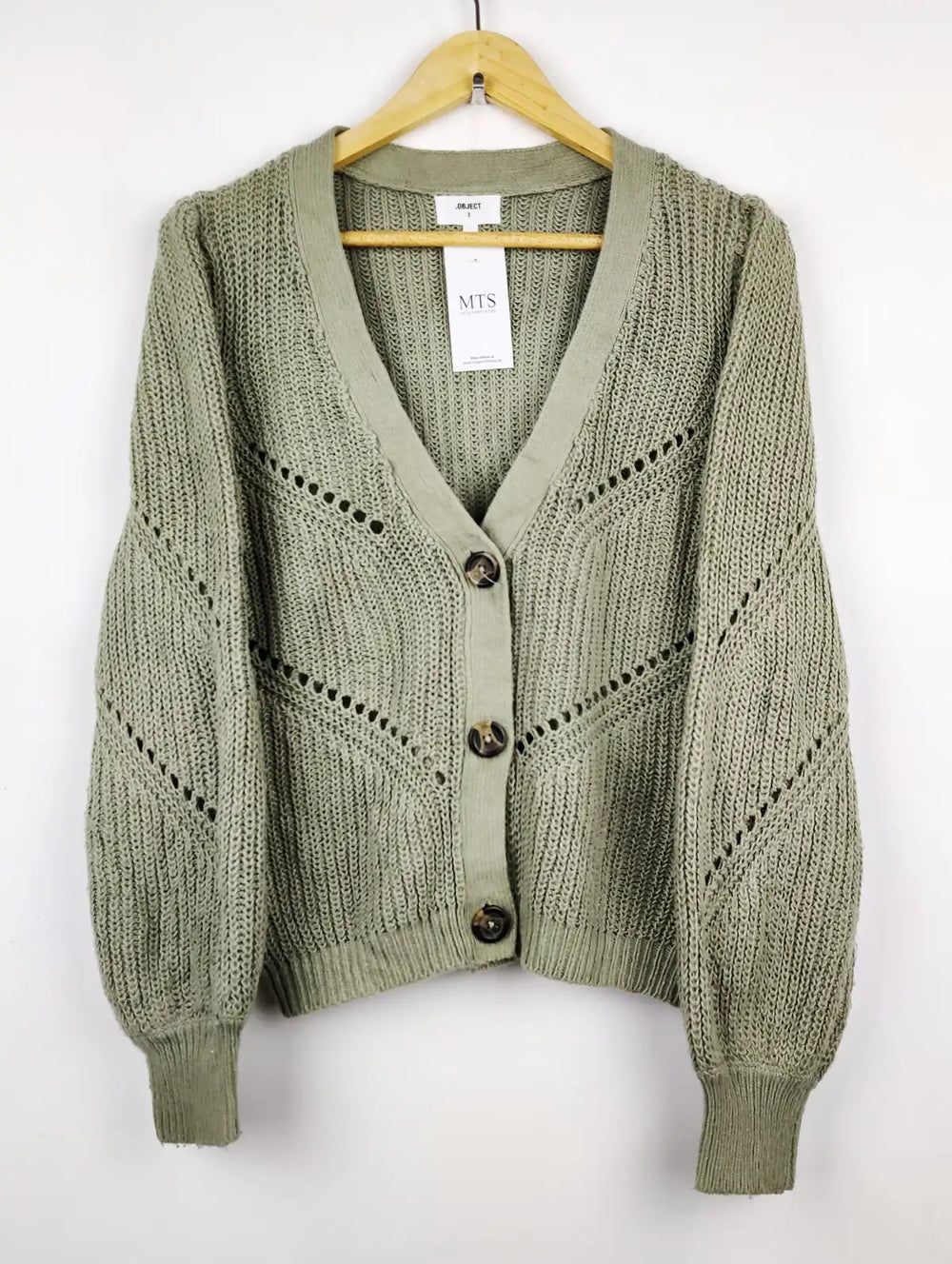 Buy online pre-used pre-loved 100% authentic & Original branded Object (LS-8550) available in Pakistan. Top international brands avilable.