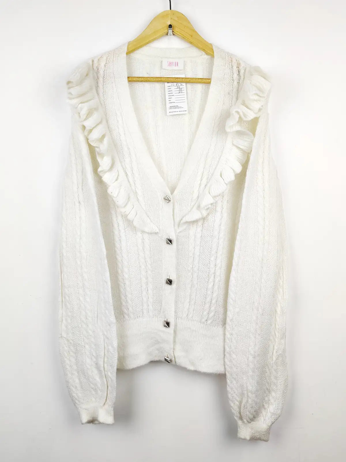 Buy online pre-used pre-loved 100% authentic & Original branded Savida (LS-8570) available in Pakistan. Top international brands avilable.