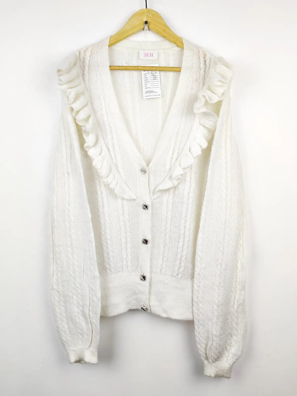 Buy online pre-used pre-loved 100% authentic & Original branded Savida (LS-8570) available in Pakistan. Top international brands avilable.