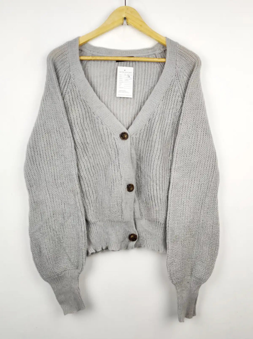 Buy online pre-used pre-loved 100% authentic & Original branded Shein (LS-8572) available in Pakistan. Top international brands avilable.