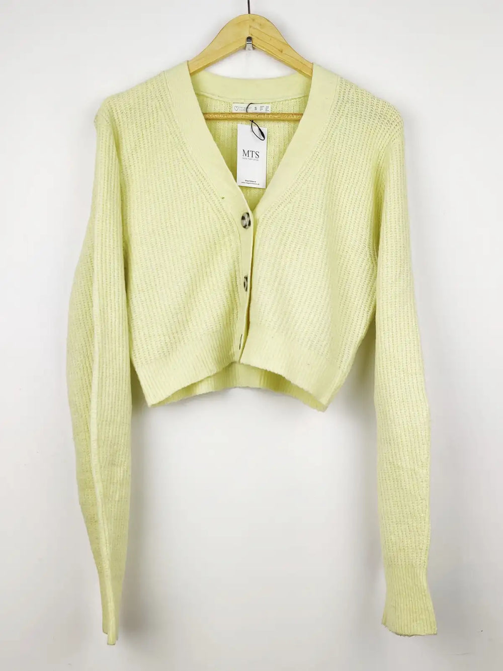 Buy online pre-used pre-loved 100% authentic & Original branded Primark (LS-8613) available in Pakistan. Top international brands avilable.