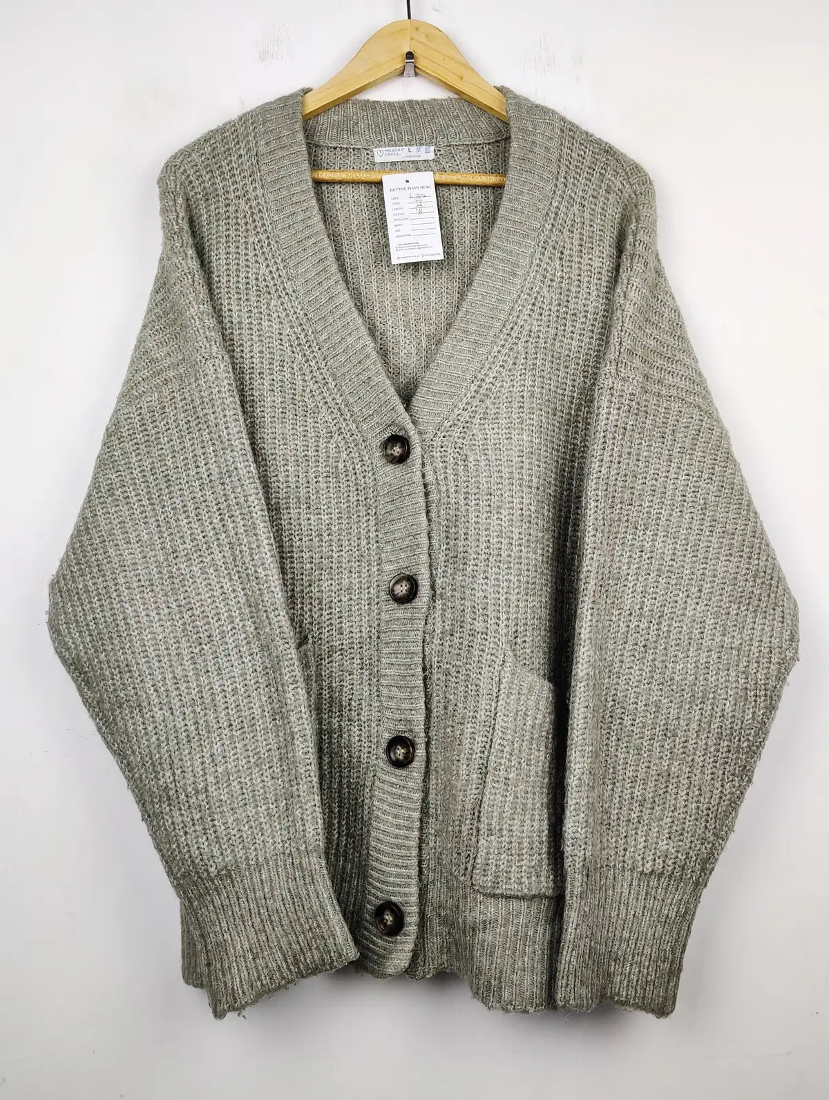 Buy online pre-used pre-loved 100% authentic & Original branded Primark (LS-8642) available in Pakistan. Top international brands avilable.