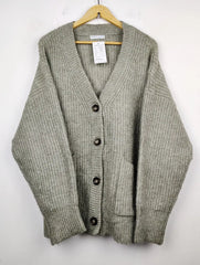 Buy online pre-used pre-loved 100% authentic & Original branded Primark (LS-8642) available in Pakistan. Top international brands avilable.