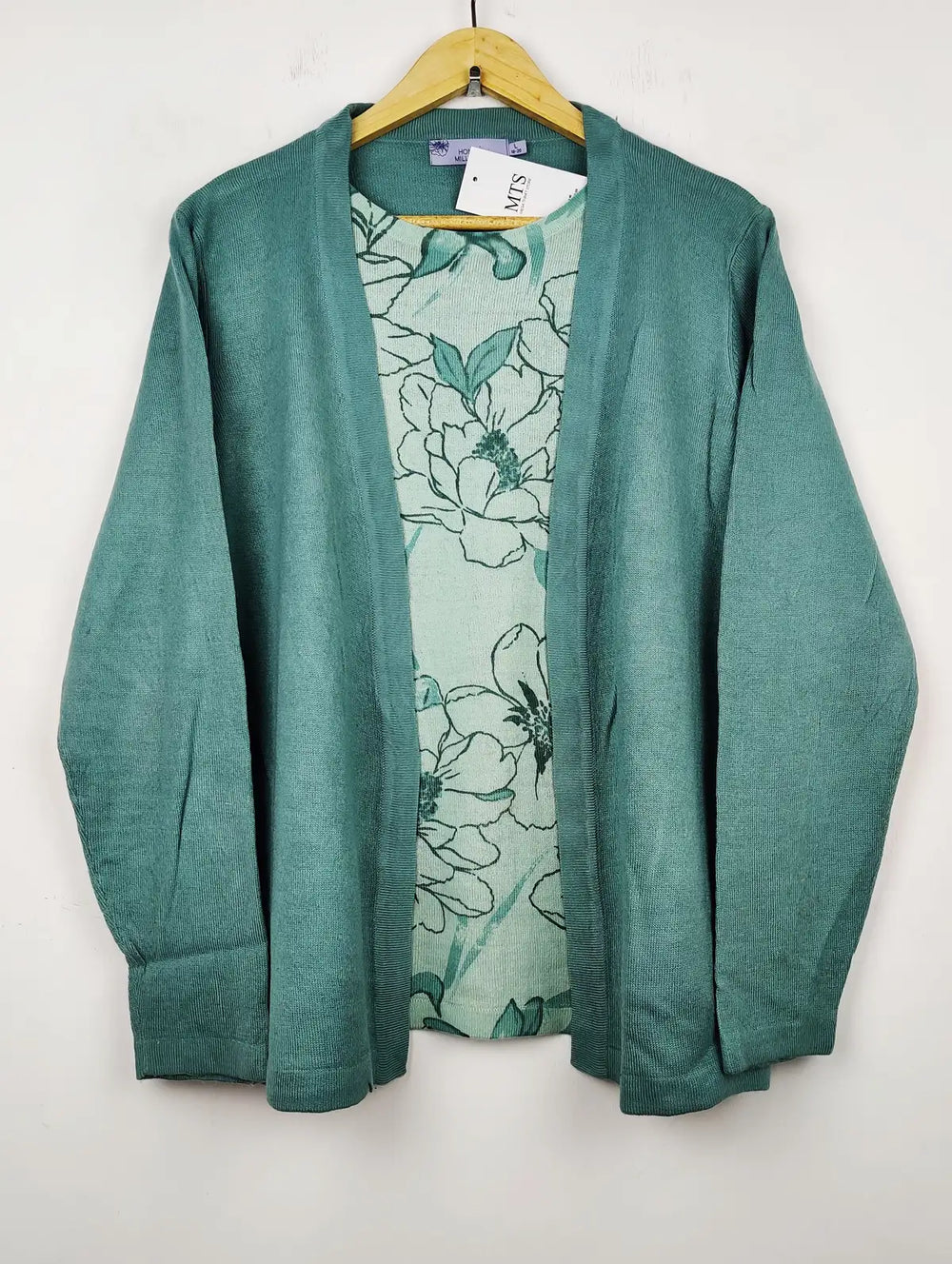 Buy online pre-used pre-loved 100% authentic & Original branded Honor Millburn (LS-8715) available in Pakistan. Top international brands avilable.