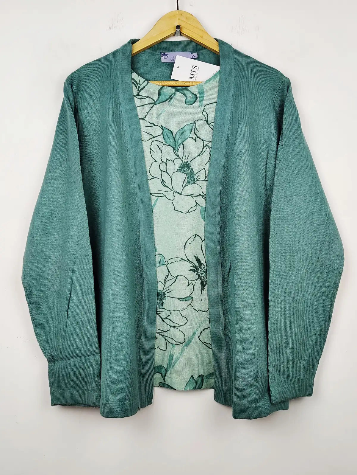 Buy online pre-used pre-loved 100% authentic & Original branded Honor Millburn (LS-8715) available in Pakistan. Top international brands avilable.