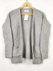 Buy online pre-used pre-loved 100% authentic & Original branded Yd (LS-8741) available in Pakistan. Top international brands avilable.