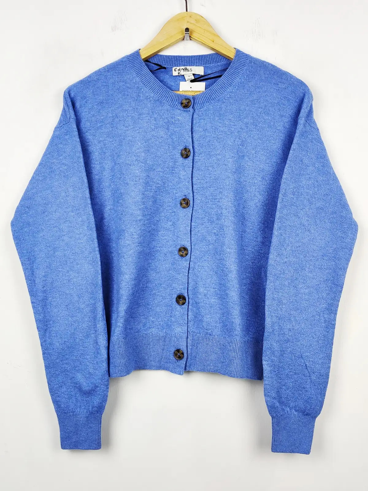 Buy online pre-used pre-loved 100% authentic & Original branded Marks & Spencer (LS-8747) available in Pakistan. Top international brands avilable.