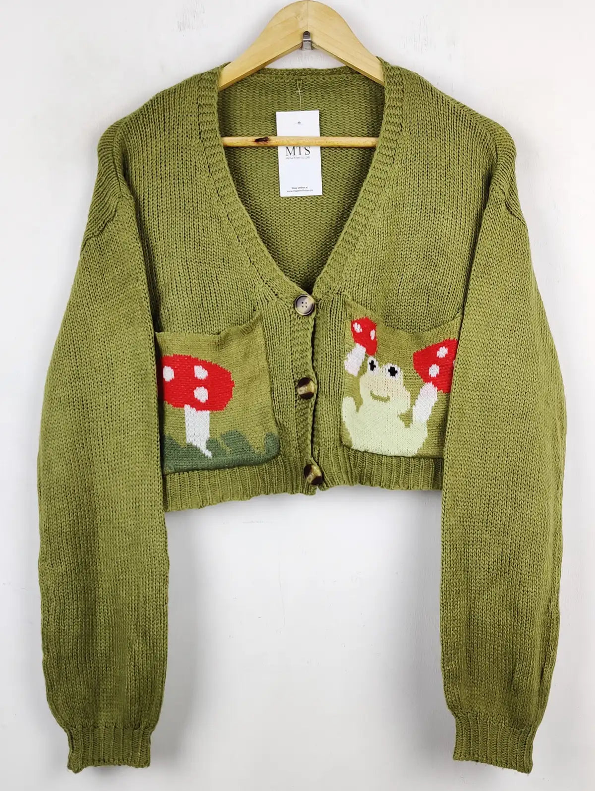 Buy online pre-used pre-loved 100% authentic & Original branded Romwe (LS-8801) available in Pakistan. Top international brands avilable.