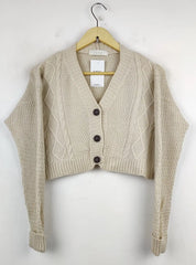 Buy online pre-used pre-loved 100% authentic & Original branded Paris (LS-8817) available in Pakistan. Top international brands avilable.