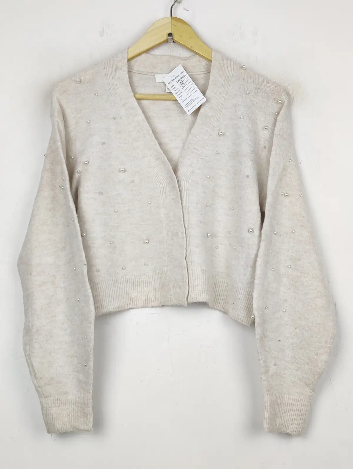 Buy online pre-used pre-loved 100% authentic & Original branded H&M (LS-8886) available in Pakistan. Top international brands avilable.