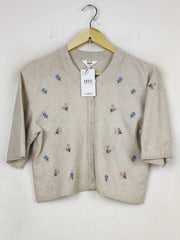 Buy online pre-used pre-loved 100% authentic & Original branded Object (LS-8914) available in Pakistan. Top international brands avilable.