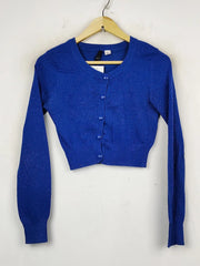 Buy online pre-used pre-loved 100% authentic & Original branded H&M (LS-8930) available in Pakistan. Top international brands avilable.